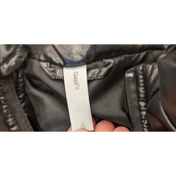 Gap Fit Black Quilted Puffer Jacket Zip Pockets Size Small - Picture 5 of 6